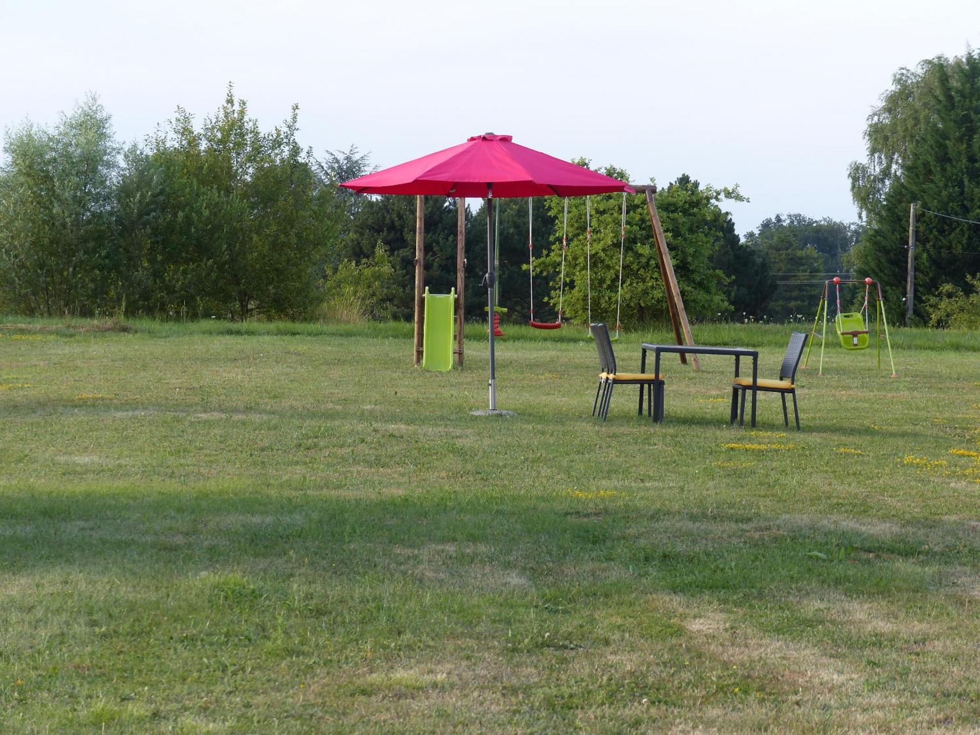 Domsure Gites Domaine De La Rochere מראה חיצוני תמונה