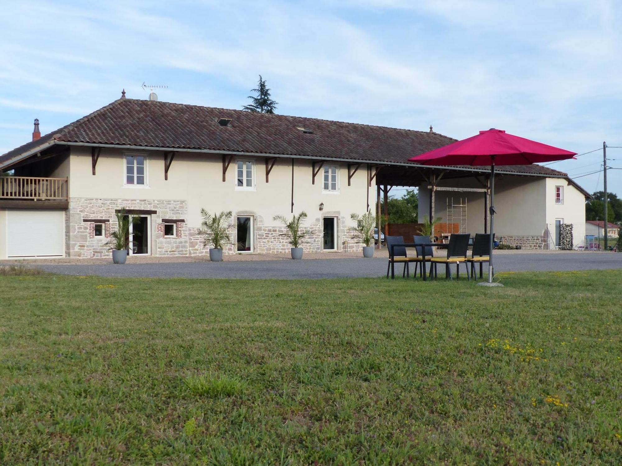 Domsure Gites Domaine De La Rochere מראה חיצוני תמונה